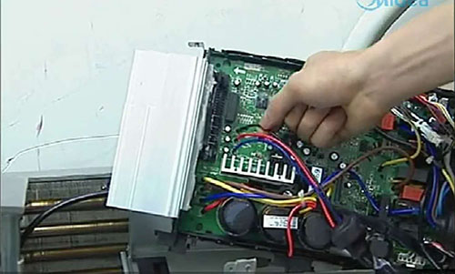 滑县美的空调电话是多少