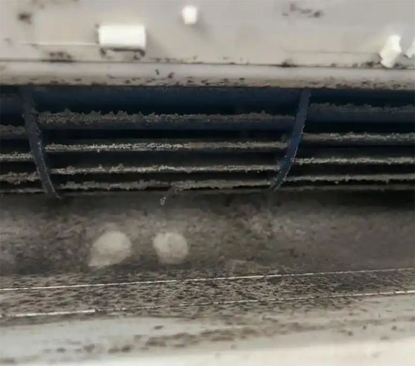 滑县空调吹的风有股烧焦味是怎么回事